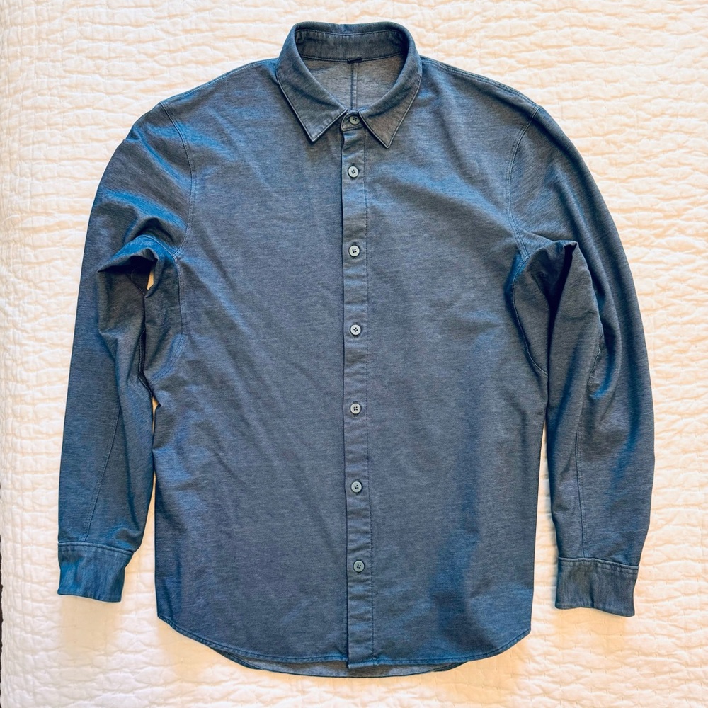 Men’s Extra Small Lululemon Commission Button Up Shirt - Denim